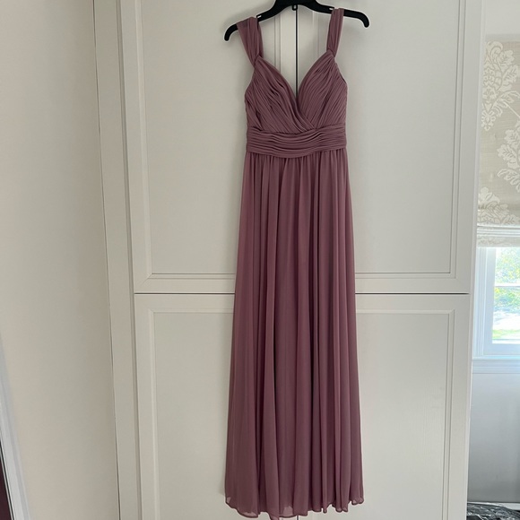 NWOT Kleinfeld Cold-Shoulder Chiffon Mauve Gown, Size 4 - Picture 6 of 11